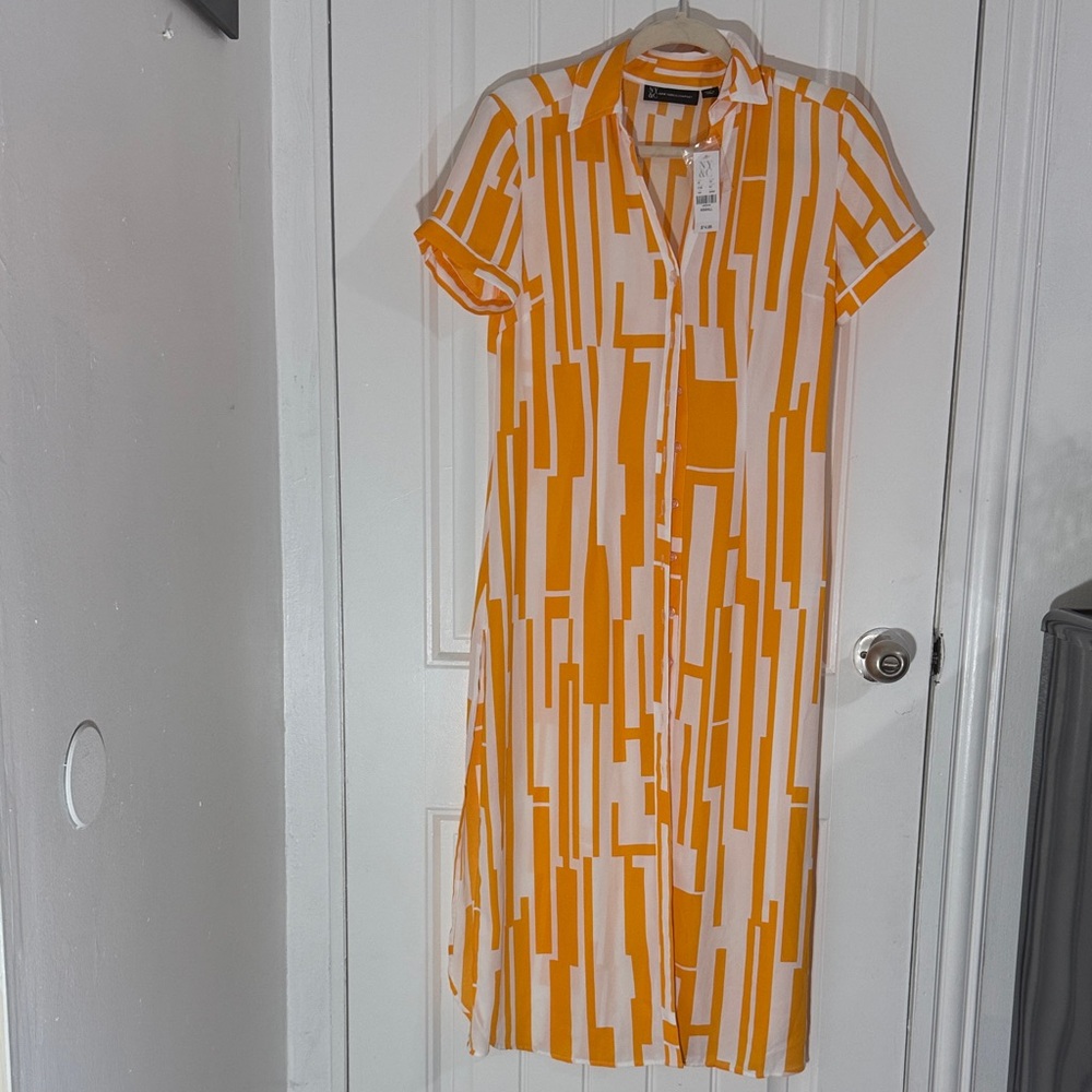 New York & Company Orange and White Patterned Top